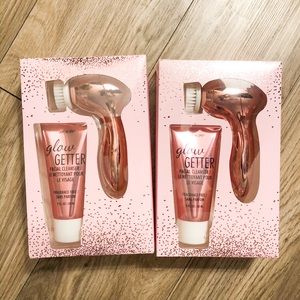 2 Glow Getter Facial Brush & Cleanser *NEW*
